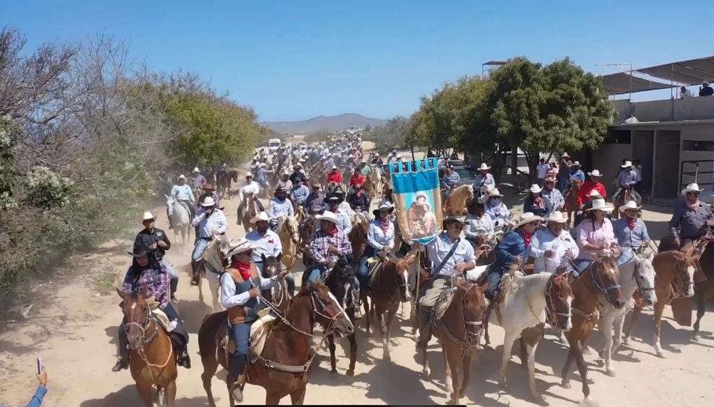 "La cabalgata, un patrimonio cultural que enmarca las tradicionales festividades en Los Cabos": Oscar Leggs