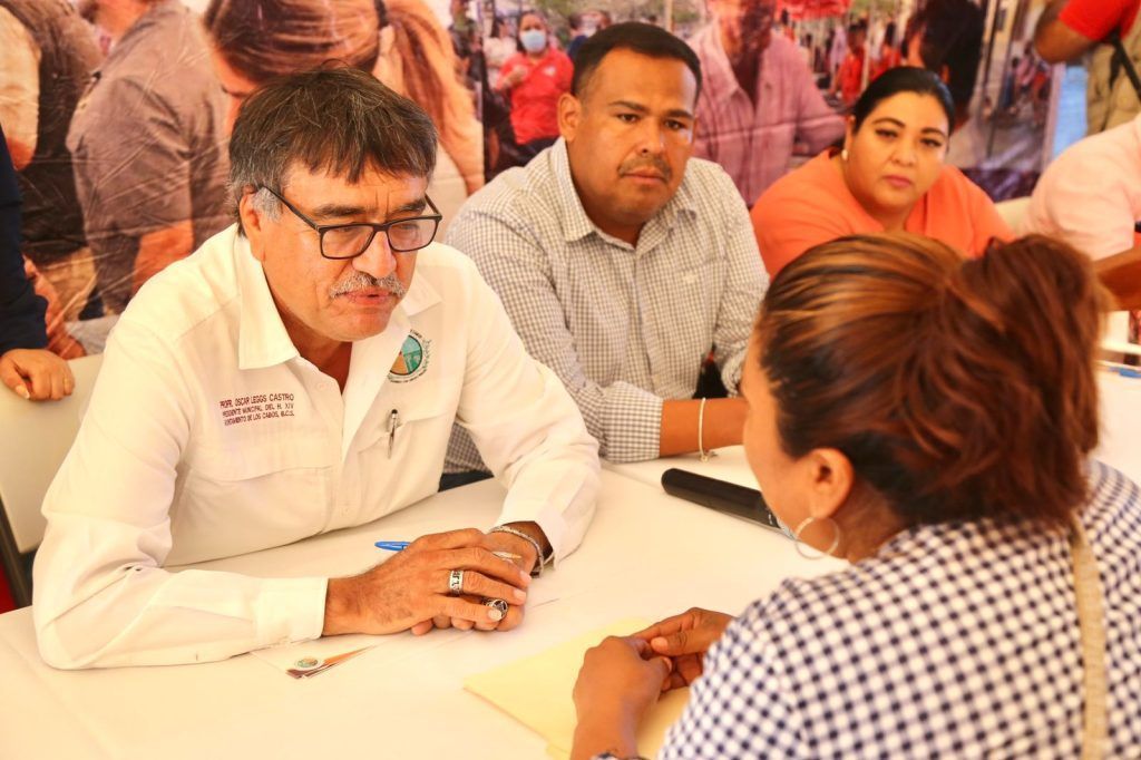 Gobierno de Los Cabos es mediador para dar certidumbre a la tenencia de la tierra a más de 200 familias de la colonia La Esperanza de CSL