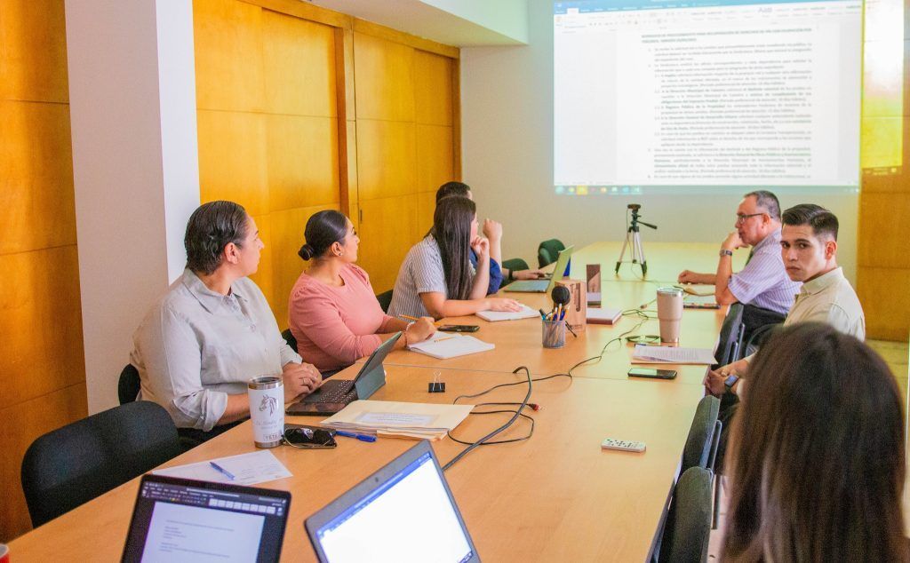 Gobierno de Los Cabos prepara programa de recuperación de vías ocupadas por terceros