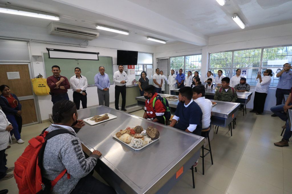 Recibe UABCS a estudiantes de primaria en el marco de su Programa de Acercamiento a la Ciencia