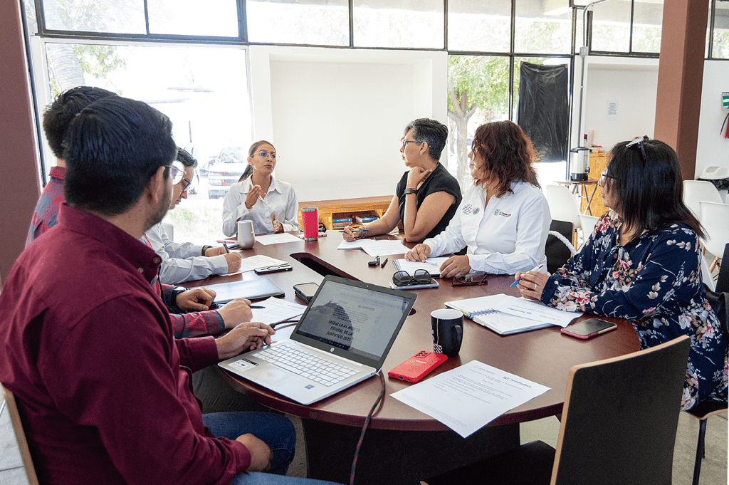Preparan convocatoria para Medalla al Mérito Estatal de la Juventud