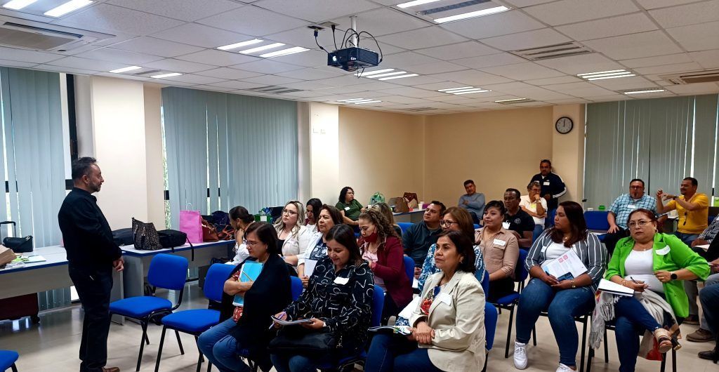 Se capacitan docentes de educación especial en Nueva Escuela Mexicana
