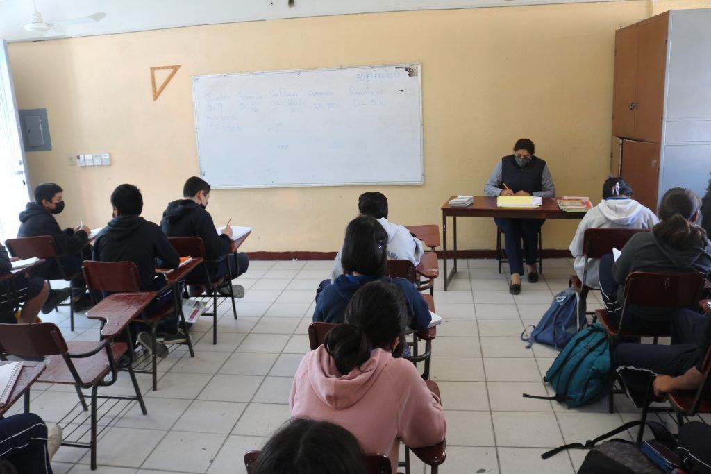 Invertirá SEP más de 70 mdp en vales para útiles y uniformes escolares