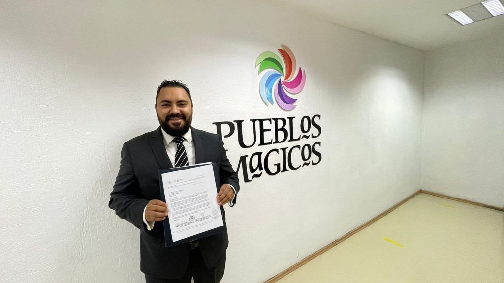 Entrega Gobierno Estatal expediente para que Santa Rosalía sea nombrado pueblo mágico