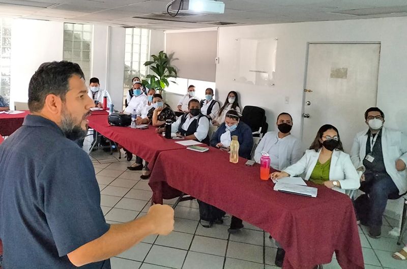 Impartió Salud capacitación médica sobre el modelo de atención de rabia