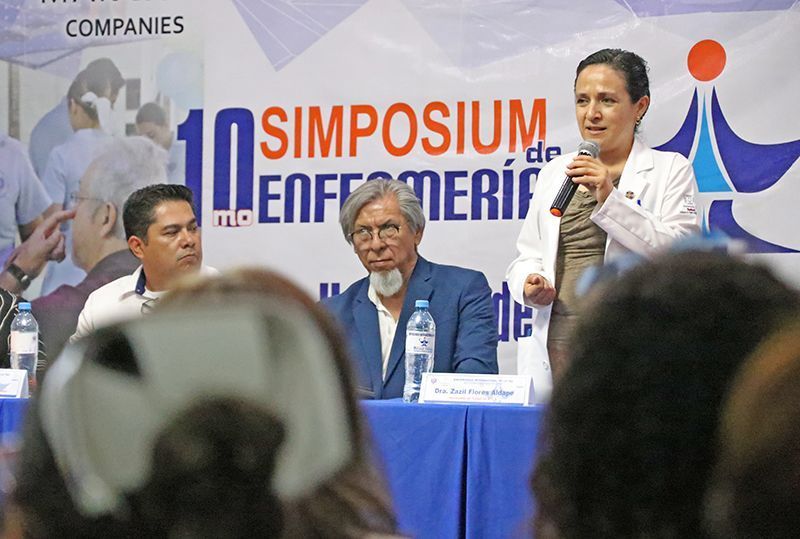 Opera Salud Estatal programa de visitas a personas de la tercera edad que están postradas