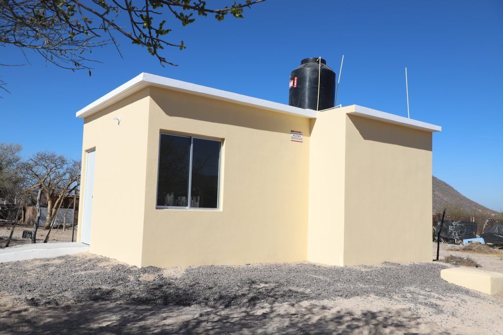 Se entrega recámara con baño incluyente en La Paz vivienda