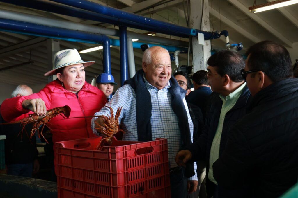 Gobernador supervisa avances en pesca, infraestructura y estrategias de desarrollo en la zona Pacífico Norte.