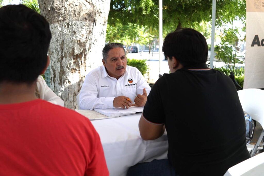 Vacantes en ROFOMEX para supervisores, analistas y operadores ofrecen oportunidades desde bachillerato hasta nivel profesional.