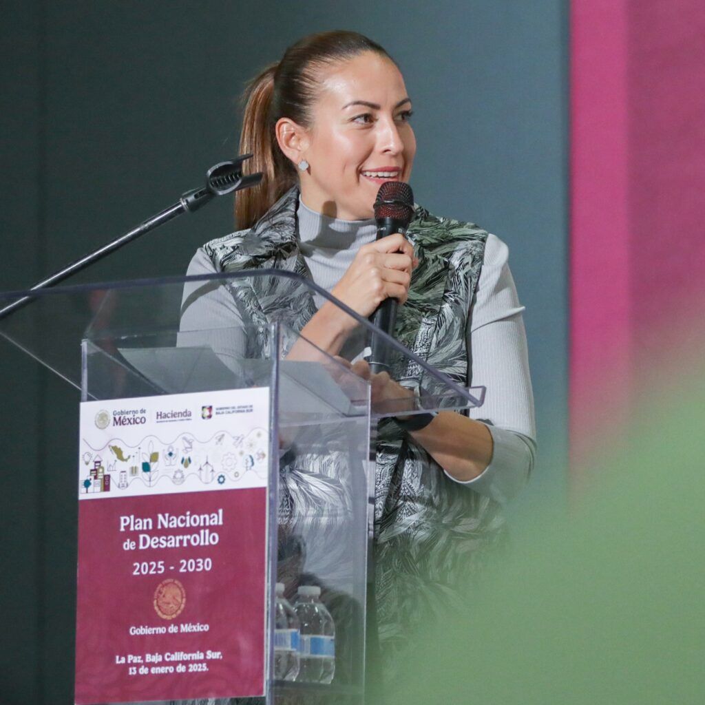 El Foro de Consulta Ciudadana se centra en gobernanza, energías limpias y derechos humanos como pilares del futuro.