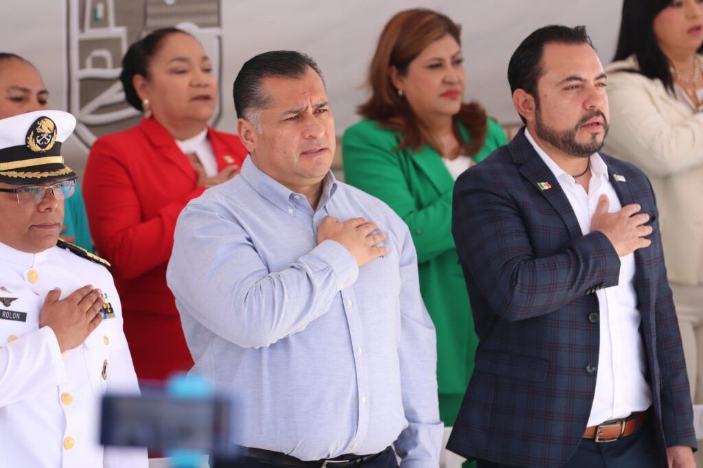 Funcionarios estatales y municipales promueven el respeto a los símbolos patrios como base para consolidar una sociedad igualitaria y soberana.