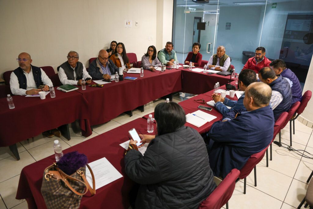 Reunión interinstitucional define acciones para apoyar a productores ante los efectos de la sequía 