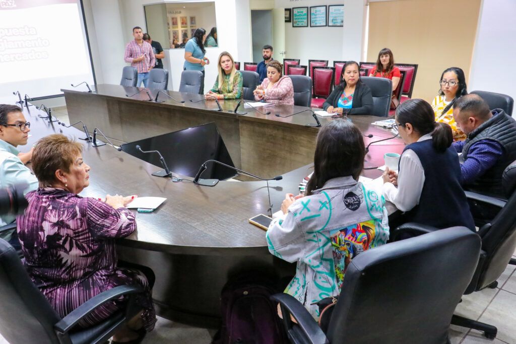 Productores indígenas y afromexicanos contarán con un espacio propio en la colonia Esterito; autoridades afinan detalles para su operatividad.