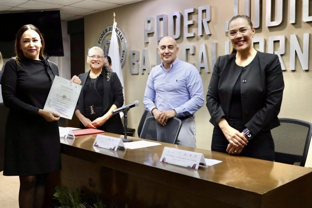 La formación busca que los funcionarios judiciales logren una comunicación efectiva y accesible con la ciudadanía.