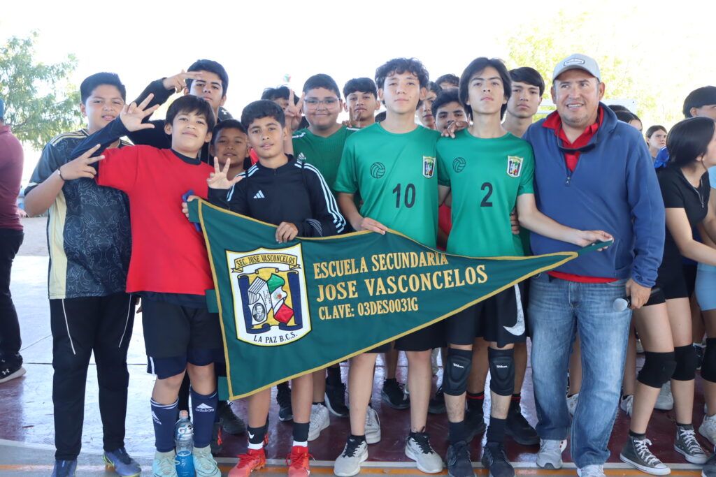 Estudiantes de 14 secundarias participaron en actividades deportivas para fomentar hábitos saludables en el marco de la campaña nacional “El fentanilo te mata, elige ser feliz”