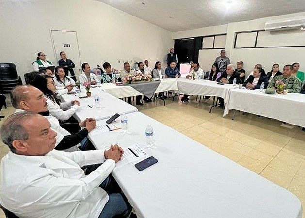 Instituciones refuerzan coordinación para detección temprana y tratamientos gratuitos en unidades especializadas en salud mental y adicciones