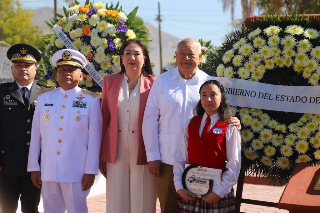 El gobernador de Baja California Sur encabezó la ceremonia cívica en La Paz, resaltando los valores de austeridad, integridad y valentía del Benemérito de las Américas.