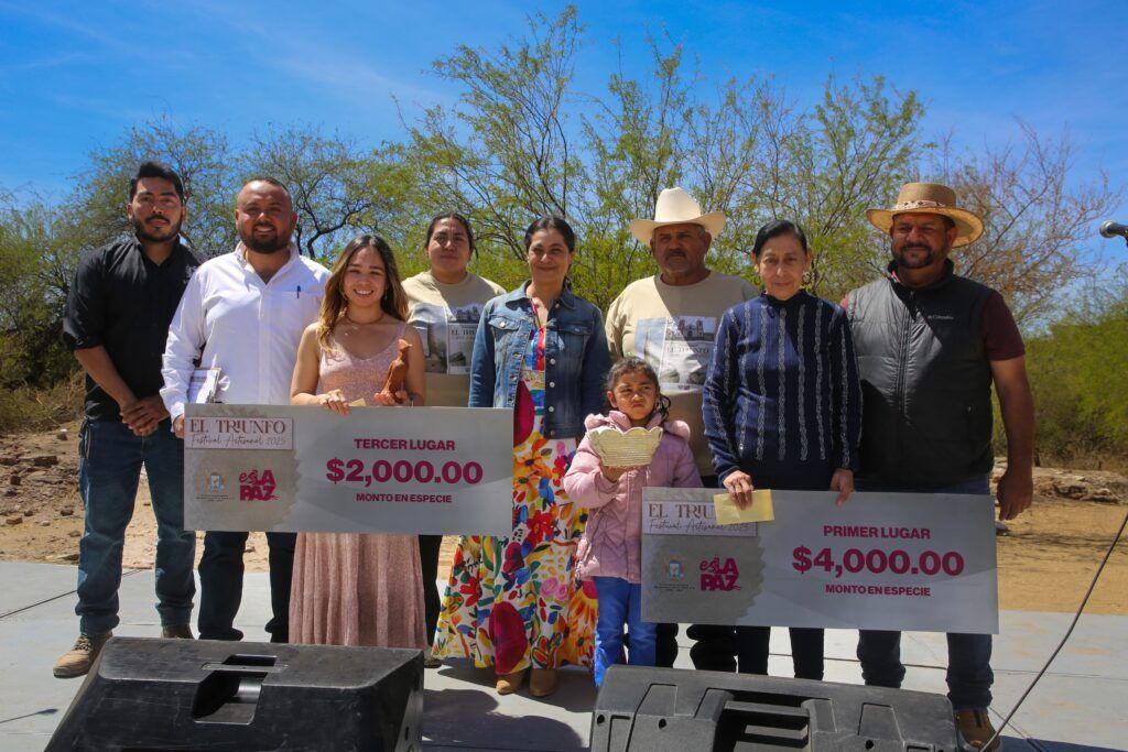 El Festival Artesanal de El Triunfo impulsó la cultura, el turismo y la economía local con la participación de más de 50 expositores.