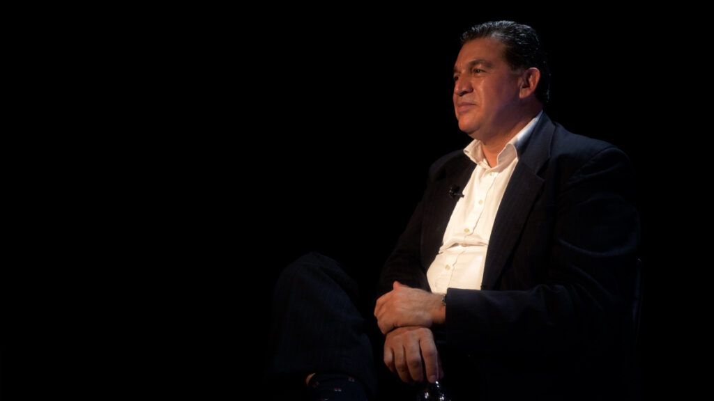 Rubén Muñoz, exalcalde de La Paz, con cuentas pendientes y sin grupo político, se refugia en la Secretaría de Organización.