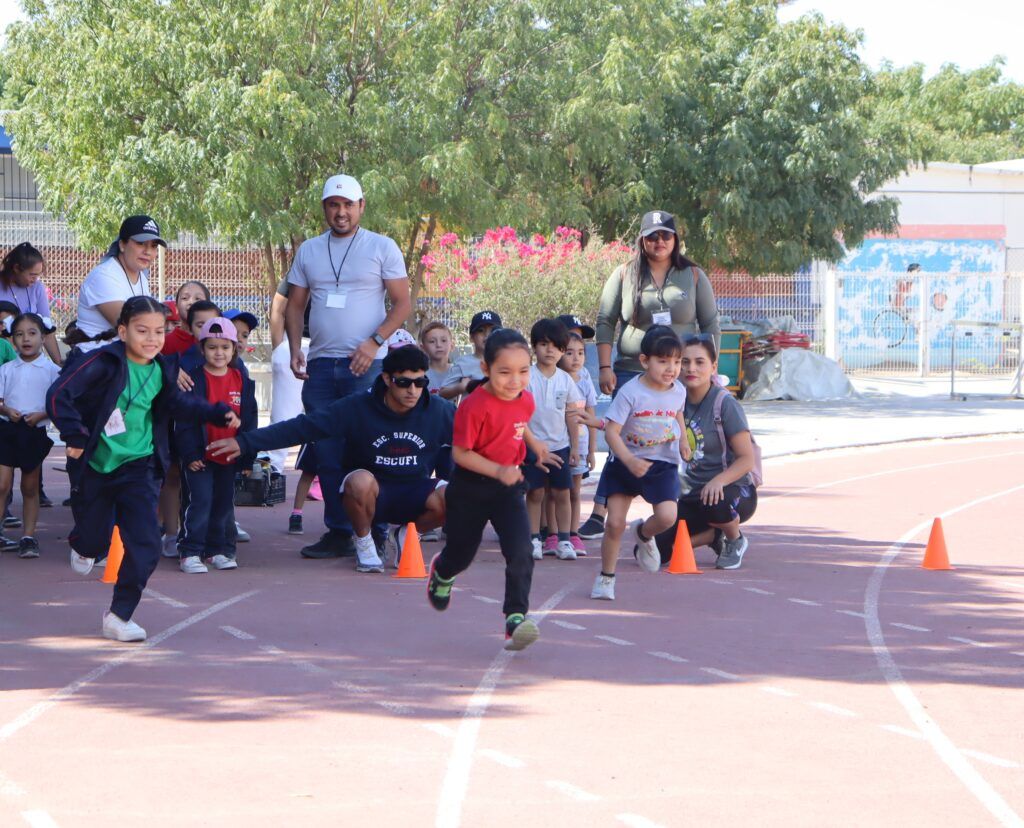 Participaron 57 jardines de niños en competencias deportivas que promovieron la sana convivencia, el trabajo en equipo y hábitos saludables.