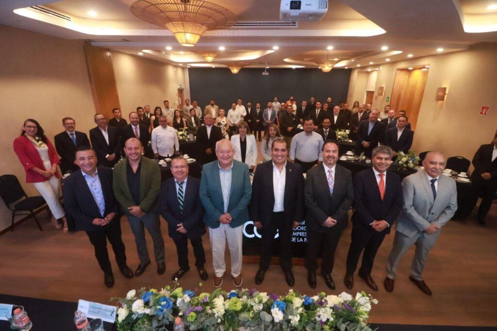 El gobernador Víctor Castro Cosío reafirma su compromiso con el desarrollo empresarial en Baja California Sur.