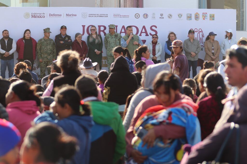 Once choferes reciben títulos que garantizan certeza jurídica y fortalecen el transporte seguro en la región de Vizcaíno