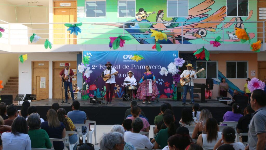El Festival de Primavera 2025 reunió música, arte y talento local en un espacio abierto a la comunidad.