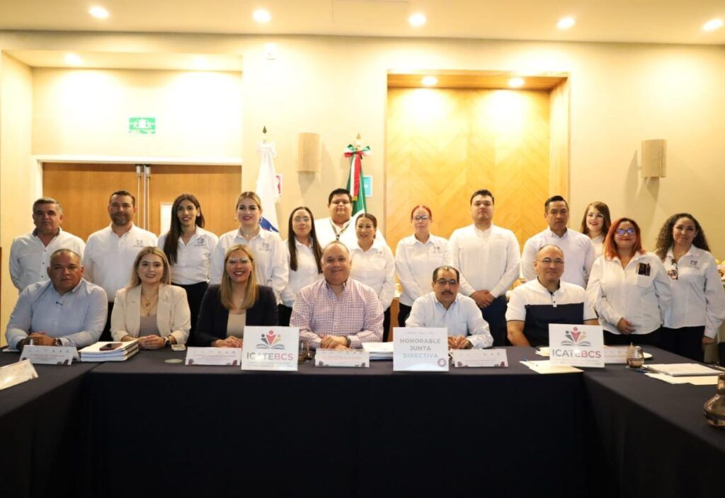 Durante la primera sesión ordinaria, se destacaron avances en infraestructura y ampliación de oferta educativa con el programa “Aprendizaje sobre ruedas”.