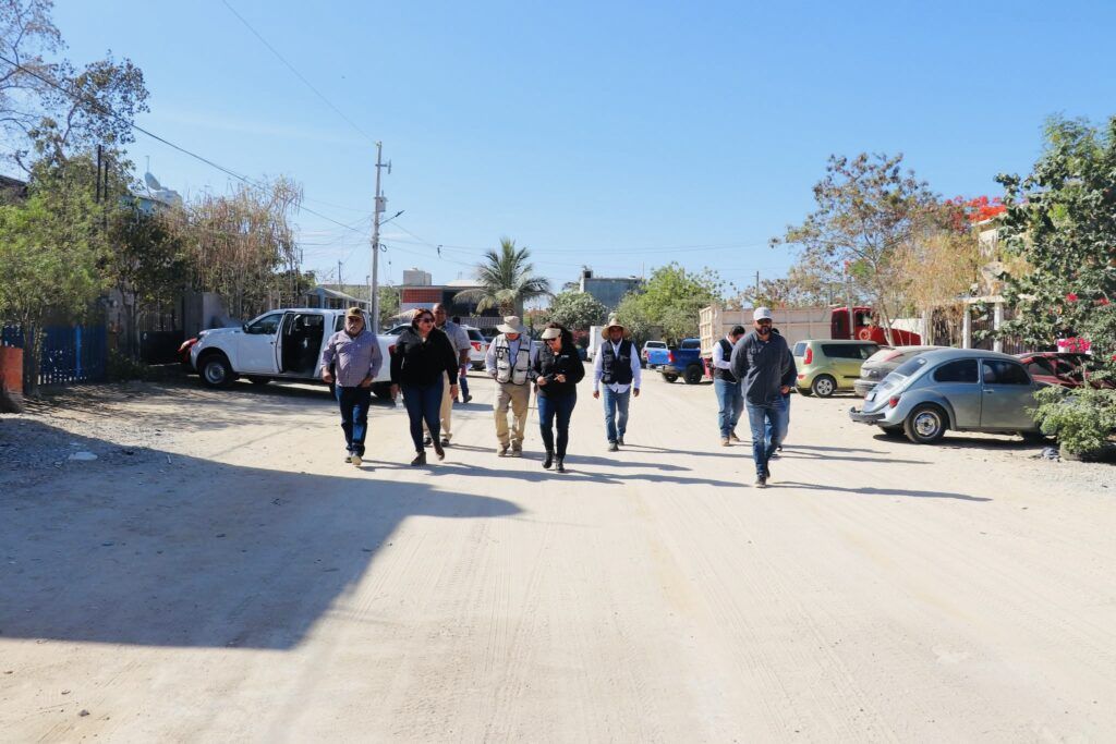 Se invierten más de 20 millones de pesos para mejorar la conectividad y el acceso a servicios de salud en colonias de San José del Cabo y Cabo San Lucas.