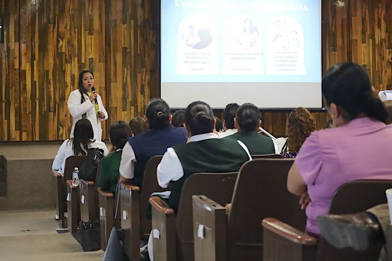Más de 70 profesionales se capacitan en la estrategia HEARTS, dirigida a frenar la principal causa de muerte en la entidad.