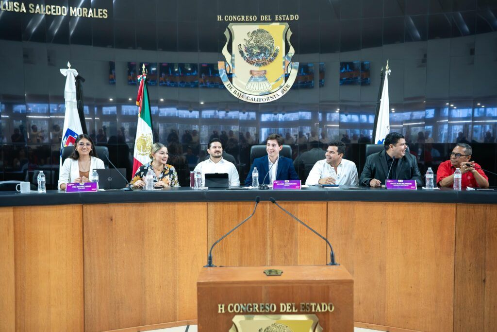 Inicia “Incubadora de Legisladores” con la participación de 24 jóvenes egresados comprometidos con el futuro de BCS.
