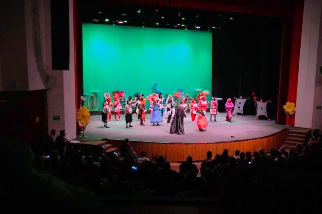 Personas con discapacidad presentan obra musical en el Teatro de la Ciudad; el evento busca visibilizar derechos y talentos con acceso gratuito para todo el público.