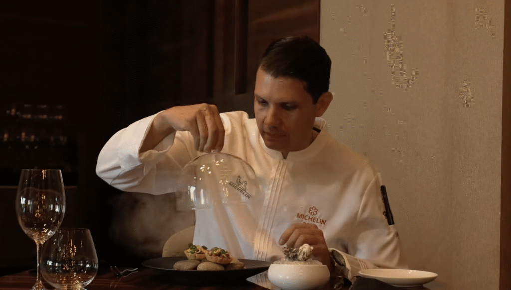 Ya son 21 los establecimientos reconocidos por MICHELIN por su excelencia culinaria, reafirmando a la entidad como destino gastronómico internacional.