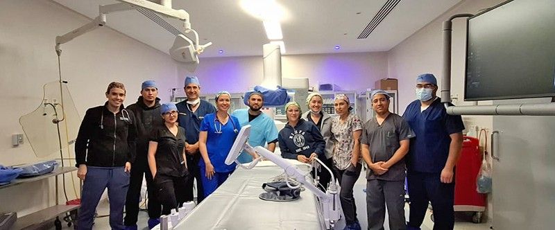 La intervención en el Hospital Salvatierra forma parte de una jornada médica para atender a niñas y niños en condiciones de vulnerabilidad.