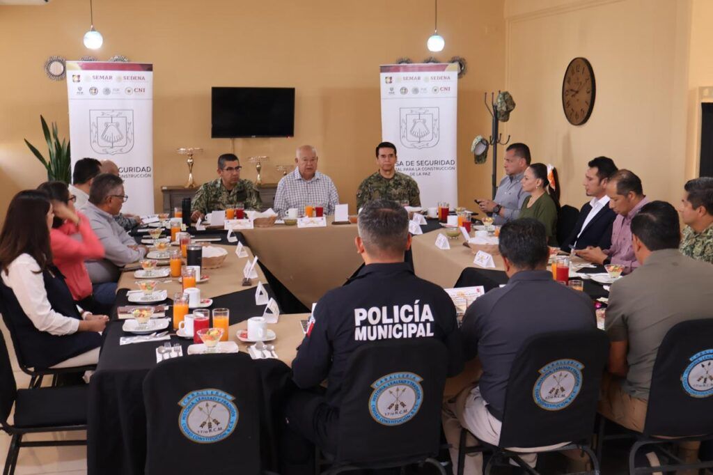Durante la Mesa Estatal de Seguridad, autoridades ratifican el compromiso para garantizar paz y prevención social en la región.