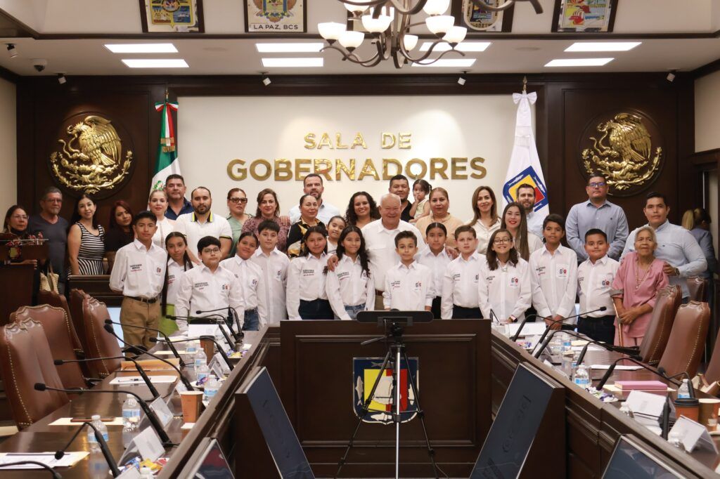 El programa busca fortalecer valores cívicos en la niñez; Estefany Michelle Higuera Castillo fue elegida titular del Ejecutivo Infantil por un día.