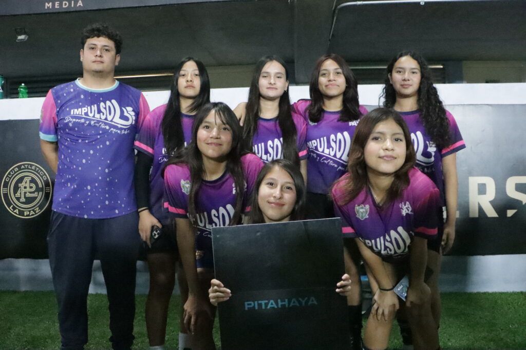 Cuatro equipos femeniles de centros deportivos municipales compiten en el torneo organizado por Club Atlético La Paz