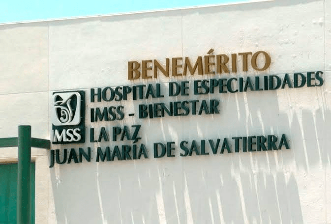 Hospitales, clínicas y centros de salud se fortalecen en toda la entidad para atender a quienes no cuentan con seguridad social.