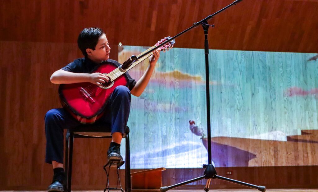 La convocatoria para participar en el II Concurso de Guitarra Clásica hasta el 30 de septiembre del presente año