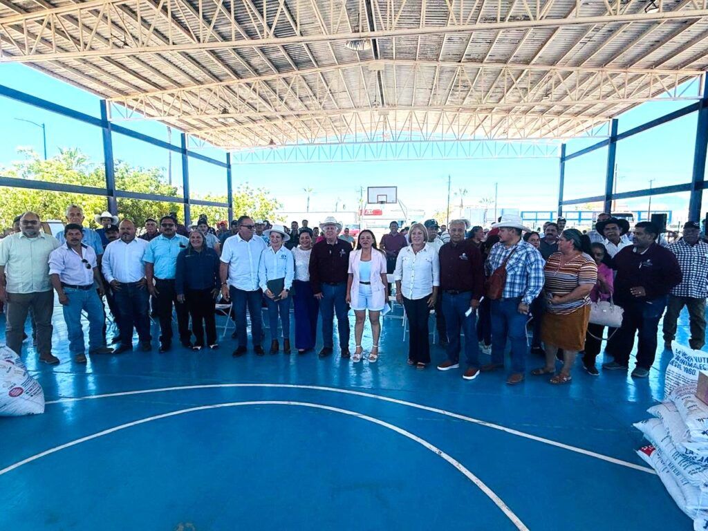 La inversión histórica beneficia a productores agrícolas, ganaderos, pesqueros y acuícolas con equipos, embarcaciones y paquetes alimenticios.