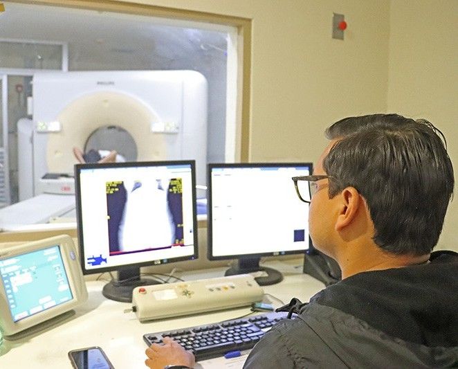 La estrategia busca eliminar barreras entre instituciones y acelerar diagnósticos mediante resonancias, tomografías y otros servicios compartidos.