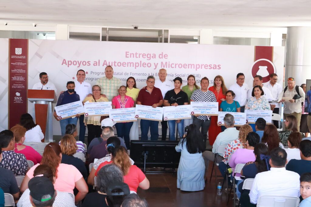 A través del subprograma de Fomento al Autoempleo y apoyos económicos, se fortalece la actividad productiva y se generan oportunidades de desarrollo local.