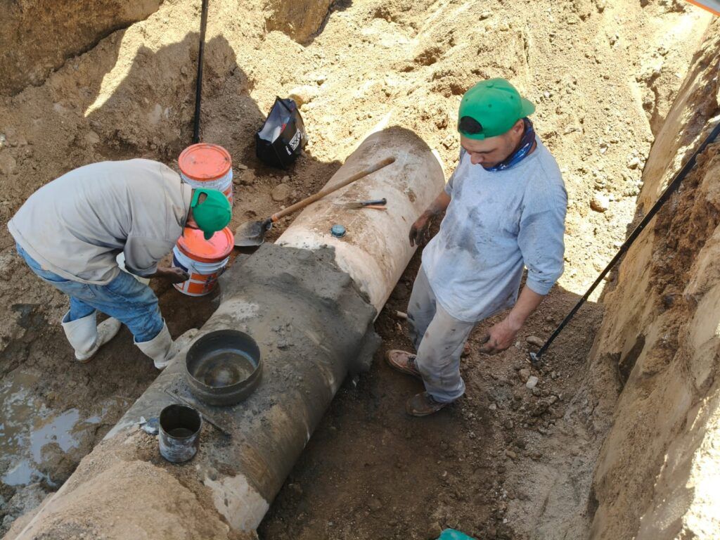 Se repararon cuatro tramos del Acueducto 3 y se rehabilitó la base de rebombeo 2; el servicio comenzará a normalizarse este miércoles