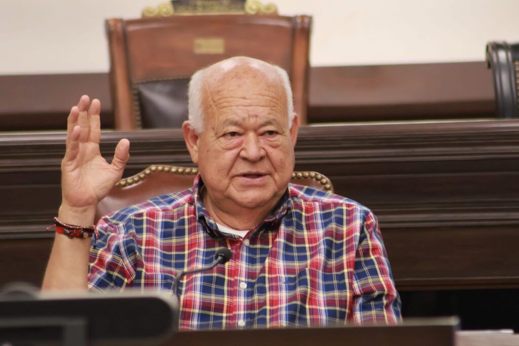 A días de iniciar el quinto año, el balance de Víctor Castro presume austeridad, bienestar social y datos que respaldan seguridad, inversión y empleo.
