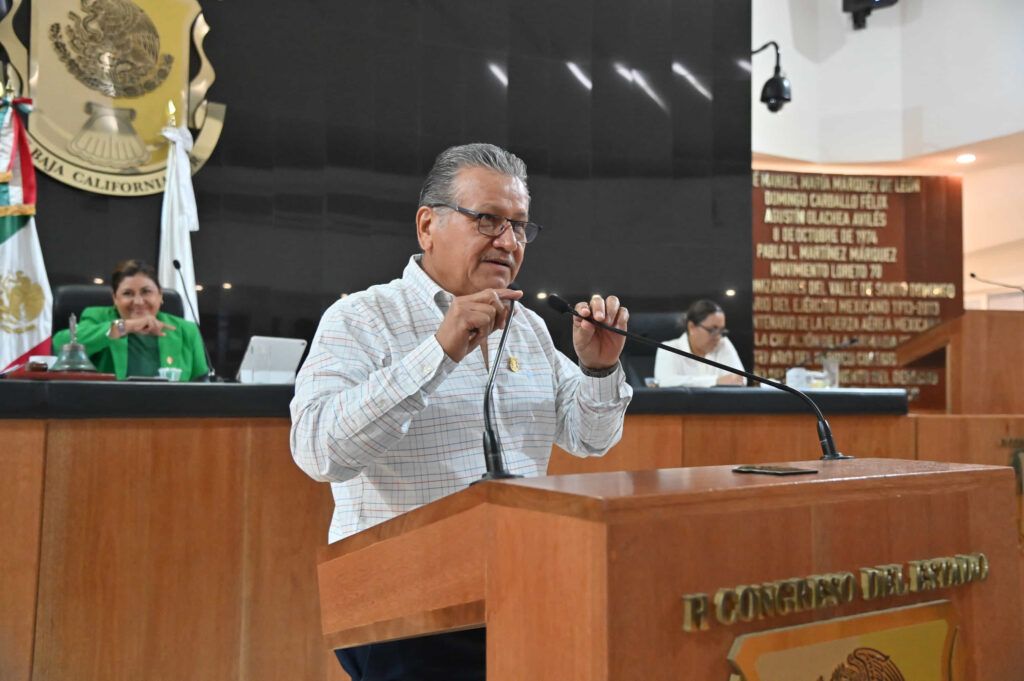 La propuesta obliga a considerar indicios y circunstancias cuando la víctima responda a agresiones domésticas, aun en tentativa.