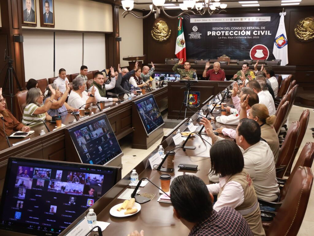 Protección Civil estima Lorena tocaría tierra la madrugada del sábado en Punta Abreojos–La Bocana; se esperan lluvias de 250–300 mm jueves y viernes.