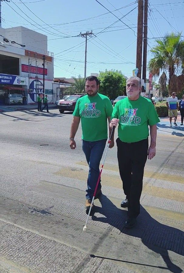 Este 15 de octubre, Baja California Sur conmemoró el Día Mundial del Bastón Blanco, símbolo de autonomía, movilidad e inclusión de las personas con discapacidad visual.