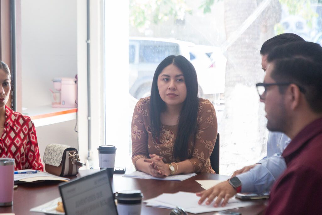 La reunión abre un proceso incluyente y transparente para escuchar voces y propuestas de jóvenes sudcalifornianos y traducirlas en reformas con impacto social.
