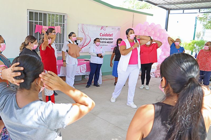 La Secretaría de Salud acerca información clara en centros de salud y estudios digitales en La Paz, Los Cabos y Santa Rosalía.