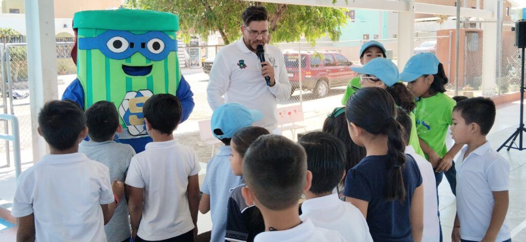 Material didáctico, infografías y talleres acercaron información práctica sobre sustentabilidad a niñas, niños y familias.
